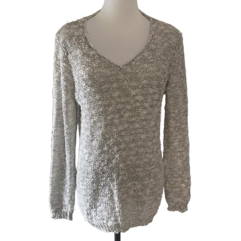 Andree Blue V neck sweater size M